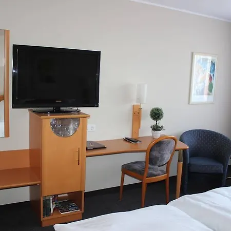 Schuenemann 4* Steinfurt