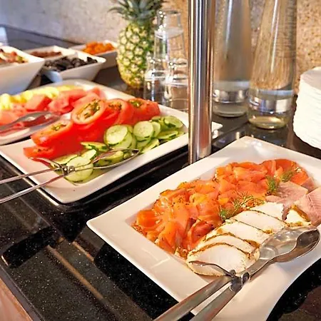Hotel Schuenemann 4*